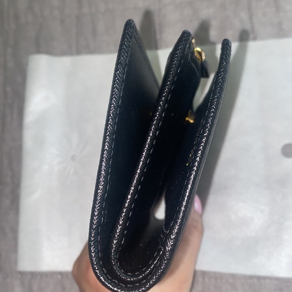 PRADA! Beautiful small wallet in pristine condition! - Picture 8 of 9